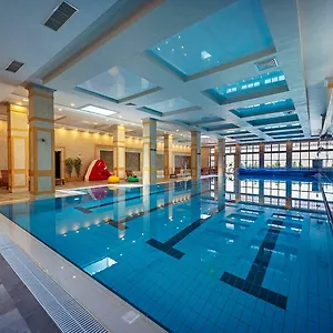 Aparthotel 7 Pools Spa Boutique, Bansko